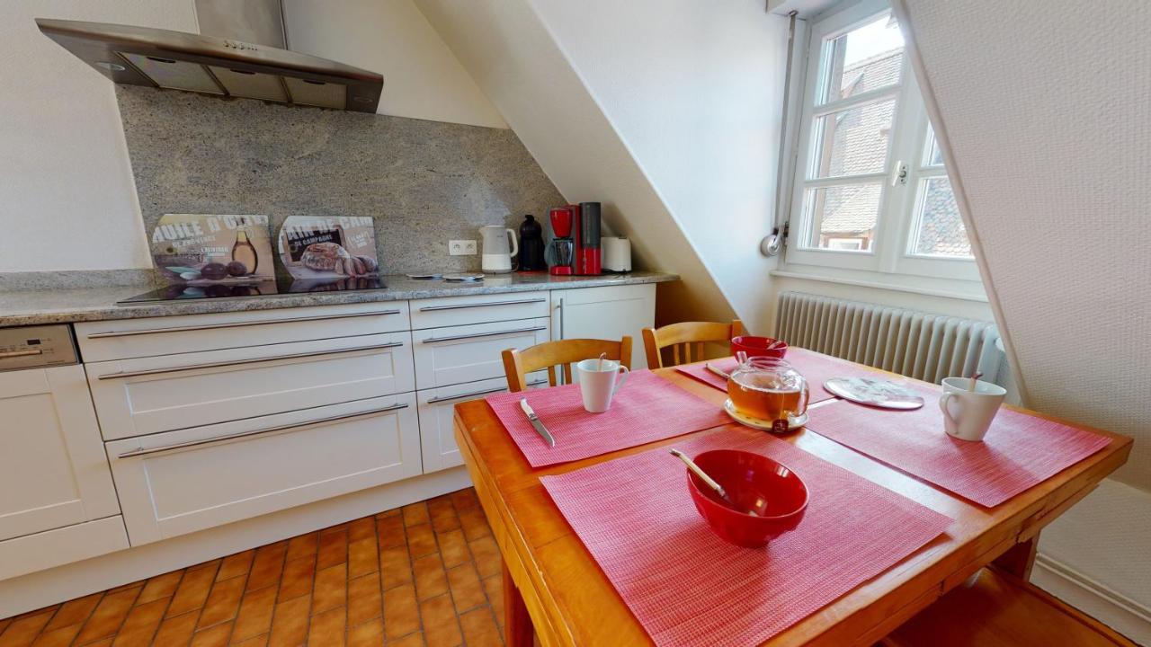 Apartamento Aux Bijoux De Colmar - Le Saphir - 1 Parking Gratuit Exterior foto