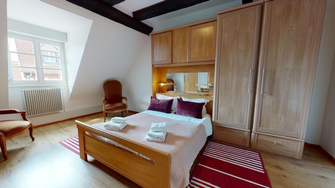 Apartamento Aux Bijoux De Colmar - Le Saphir - 1 Parking Gratuit Exterior foto